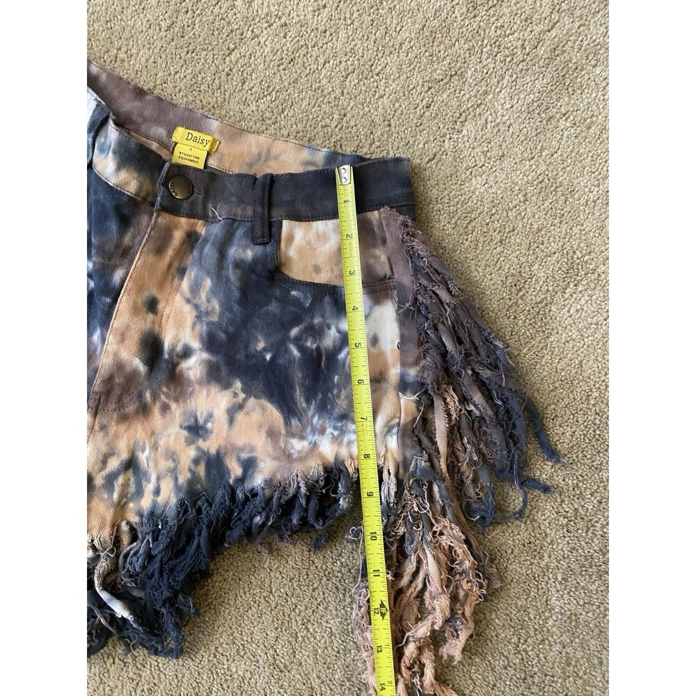 Daisy Denim Tye Dye Y2K Style Fringe Shorts Size L - Picture 3 of 6